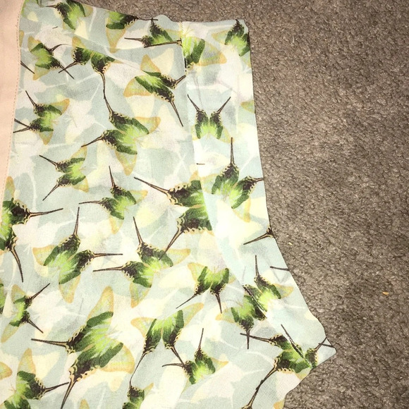 CAbi Butterfly Crossover Top #234 with Cap Sleeves - Picture 5 of 6